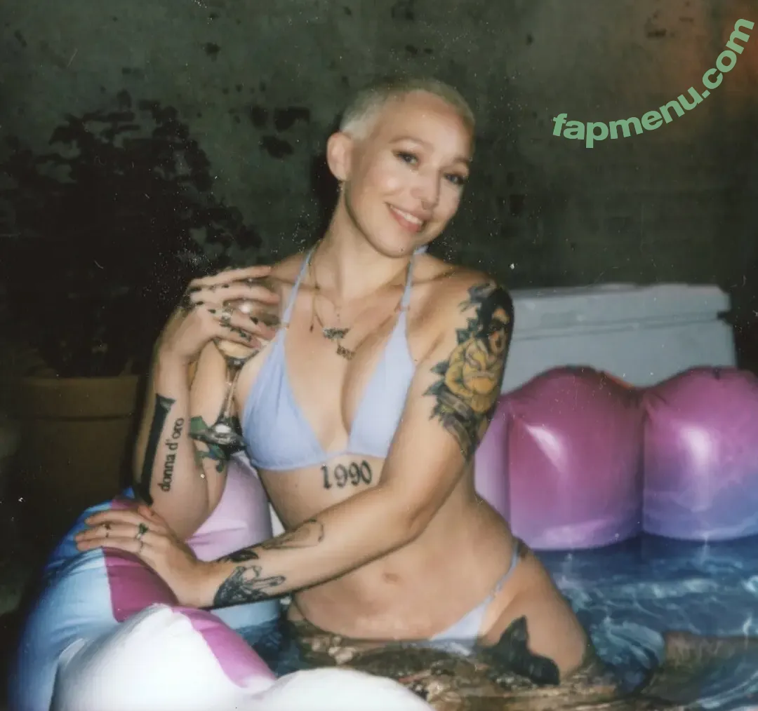 Alyssa Mercante nude photo #0250 (alyssa_merc / alyssamerk)