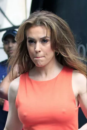 Alyssa Milano / alyssa_milano / milano_Alyssa nude photo #0051