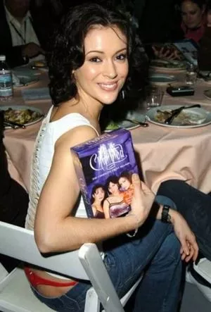 Alyssa Milano / alyssa_milano / milano_Alyssa nude photo #0080