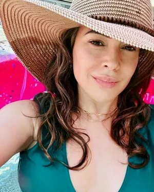 Alyssa Milano / alyssa_milano / milano_Alyssa nude photo #0318