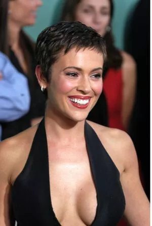 Alyssa Milano / alyssa_milano / milano_Alyssa nude photo #0339