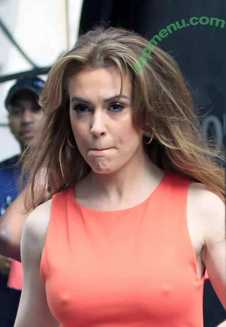 Alyssa Milano nude photo #0051 (alyssa_milano / milano_Alyssa)