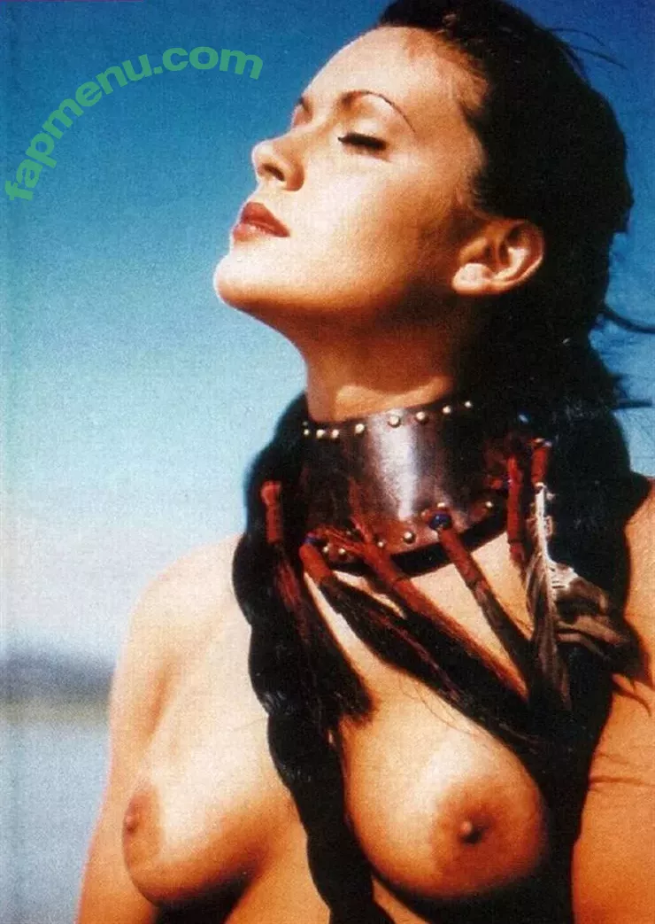 Alyssa Milano nude photo #0105 (alyssa_milano / milano_Alyssa)
