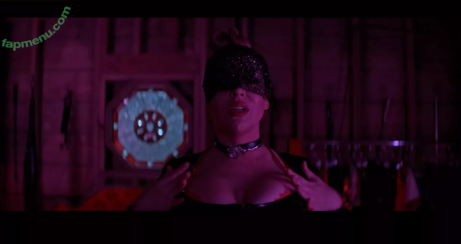 Alyssa Milano nude photo #0144 (alyssa_milano / milano_Alyssa)