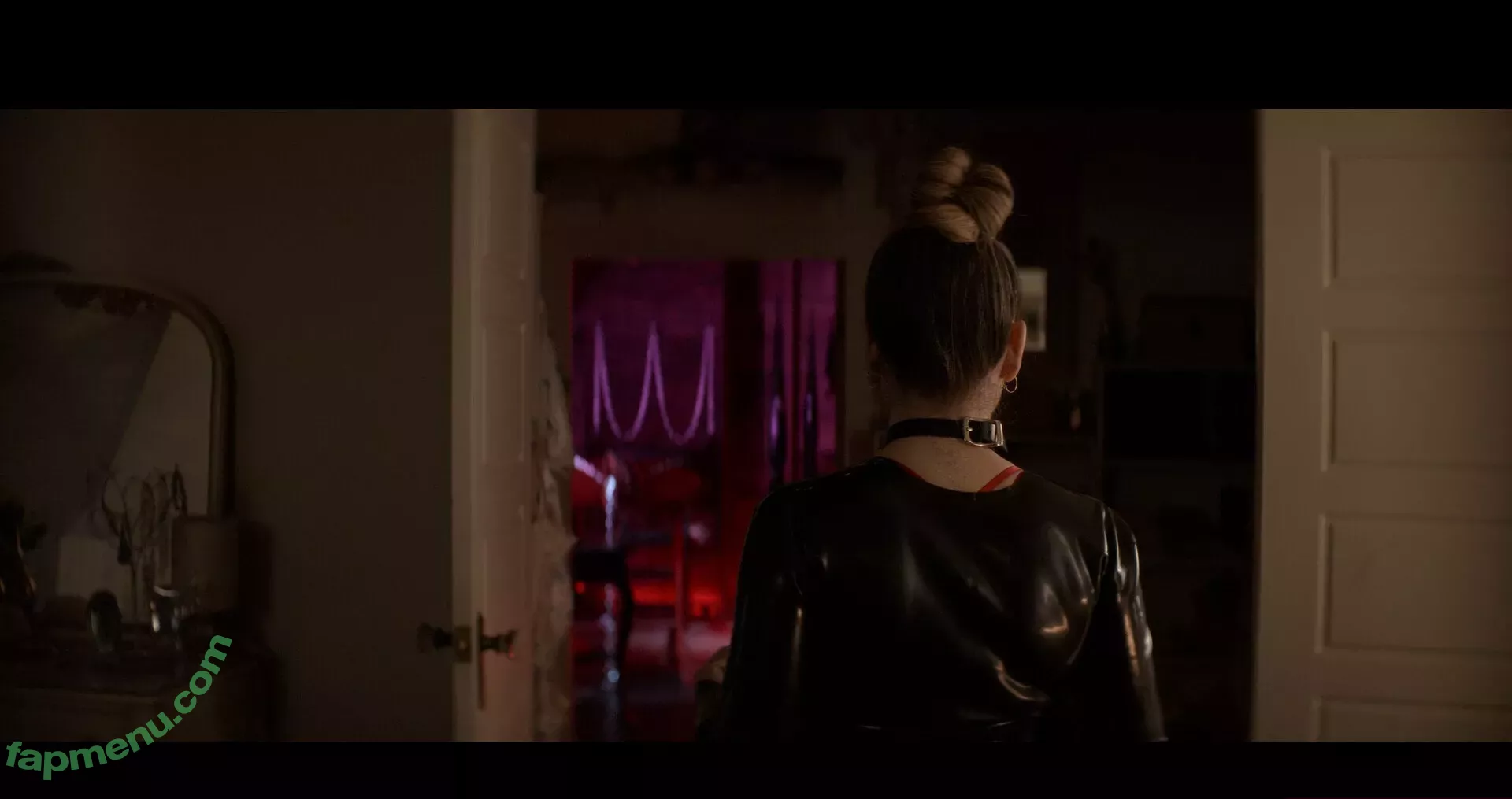 Alyssa Milano nude photo #0150 (alyssa_milano / milano_Alyssa)