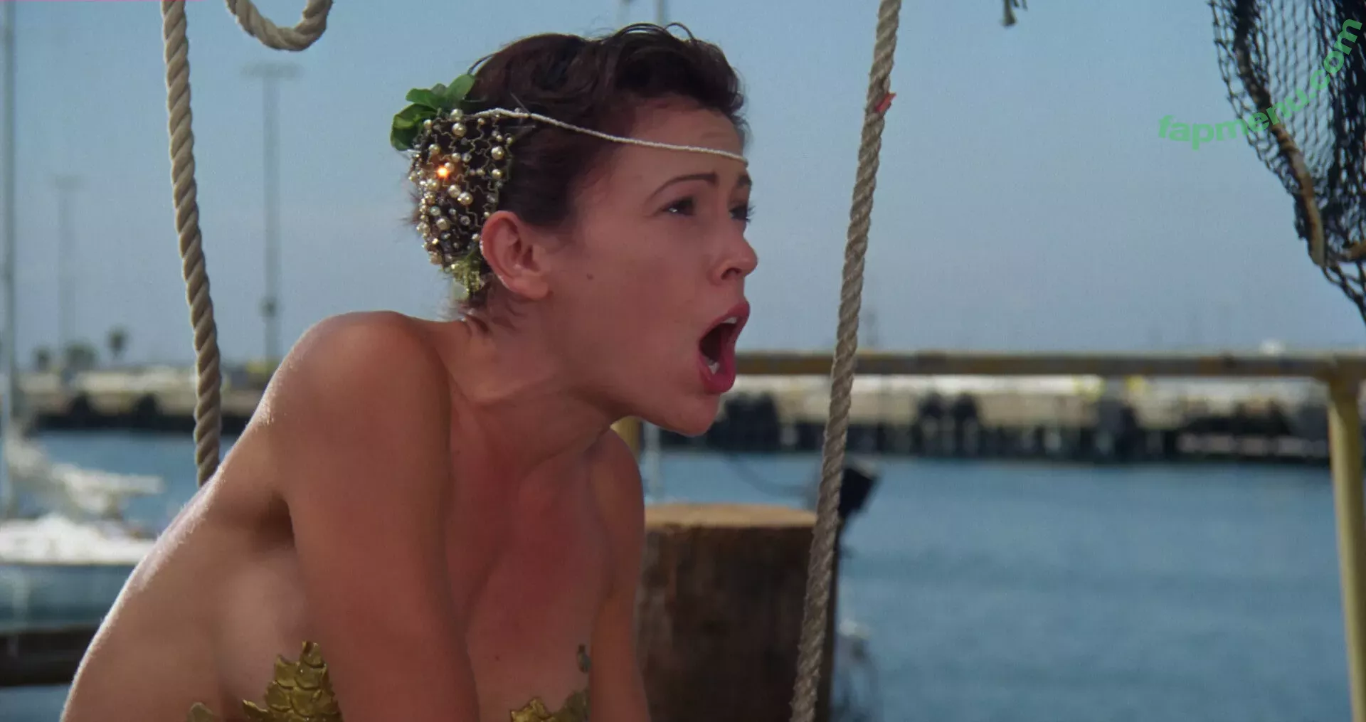 Alyssa Milano nude photo #0191 (alyssa_milano / milano_Alyssa)