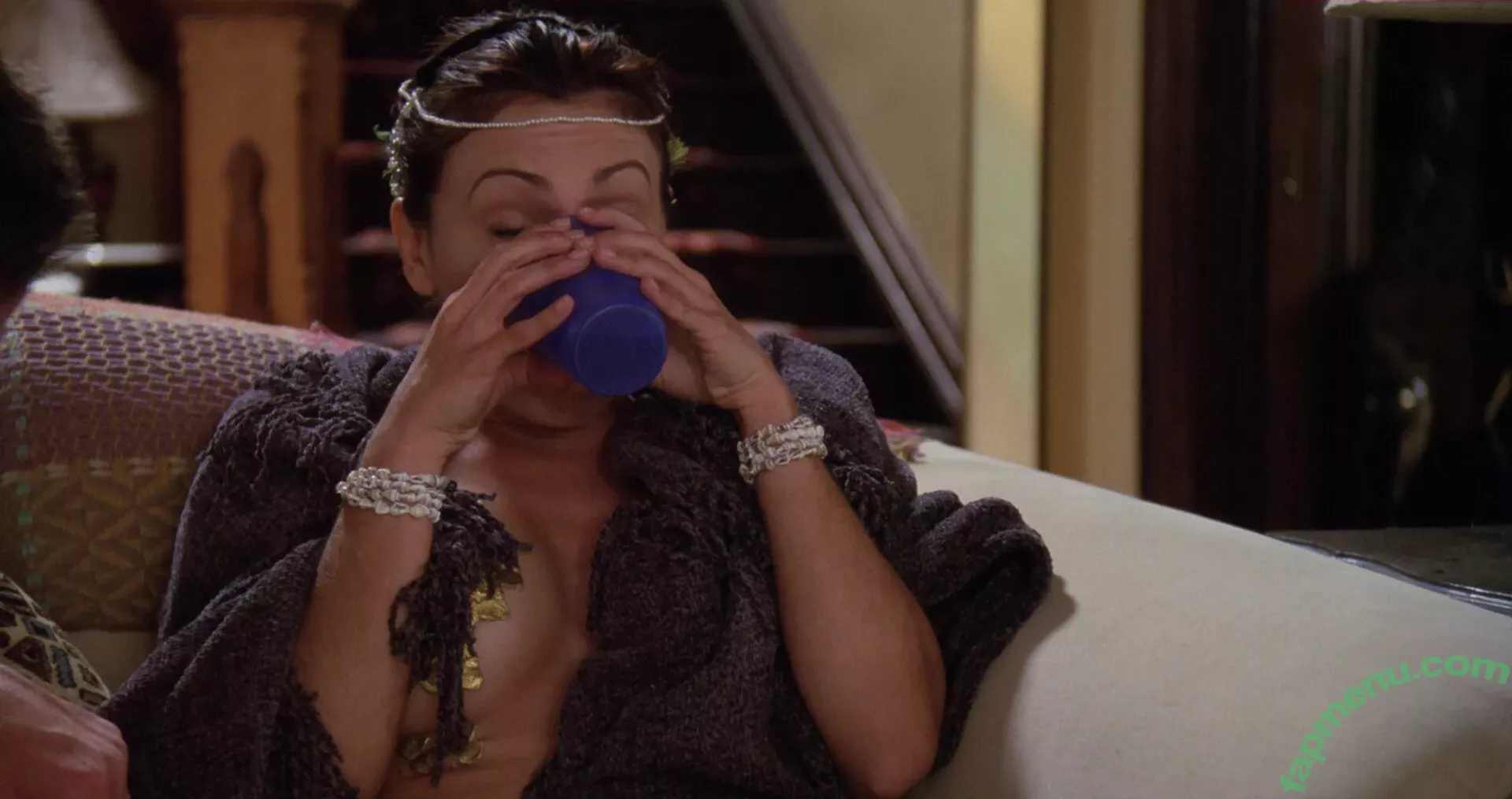 Alyssa Milano nude photo #0193 (alyssa_milano / milano_Alyssa)