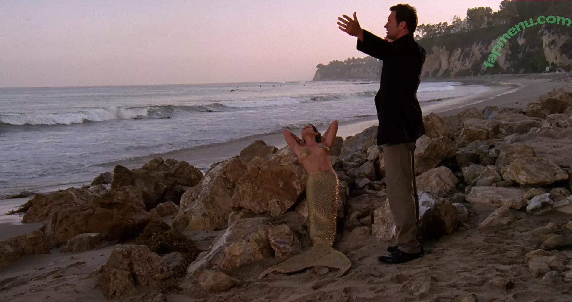 Alyssa Milano nude photo #0205 (alyssa_milano / milano_Alyssa)