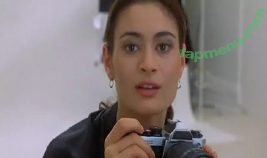 Alyssa Milano nude photo #0221 (alyssa_milano / milano_Alyssa)