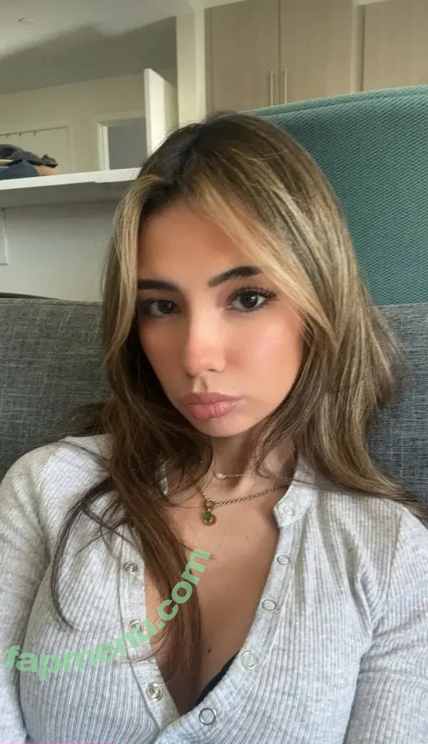 alyssa.sanchez nude photo #0018 (Alyssa Sanchez / lousyfaerie)