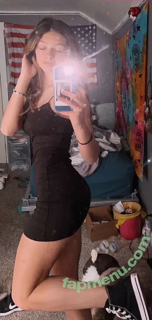 Alyssa Shay nude photo #0005 (lyssaa.sha)