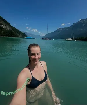 Alyssa Sutherland / TheRealAlyssaS nude photo #0114