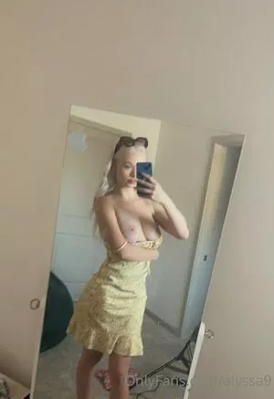 alyssa9 / allyssaap_ / alyssalynch nude photo #1637
