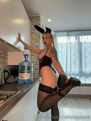 alyssa9 / allyssaap_ / alyssalynch nude photo #1671