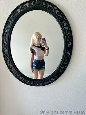 alyssa9 / allyssaap_ / alyssalynch nude photo #1724