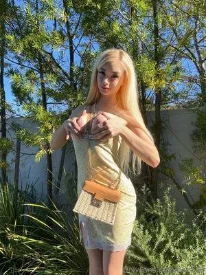 alyssa9 / allyssaap_ / alyssalynch nude photo #1832