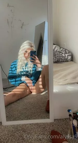 alyssa9 / allyssaap_ / alyssalynch nude photo #1893