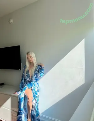 alyssa9 / allyssaap_ / alyssalynch nude photo #2356