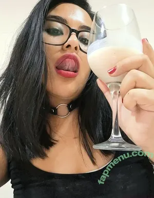 alyssacam44 / alys_44 nude photo #0050