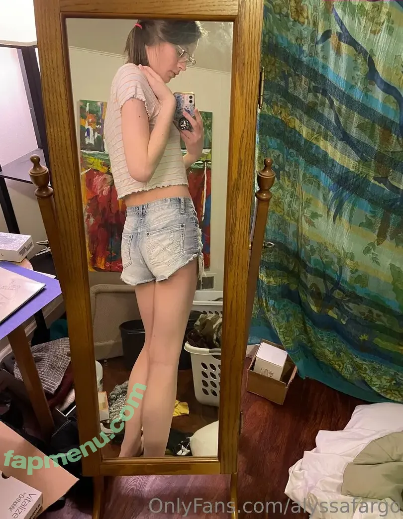 alyssafargo nude photo #0029 (alyssafargo)