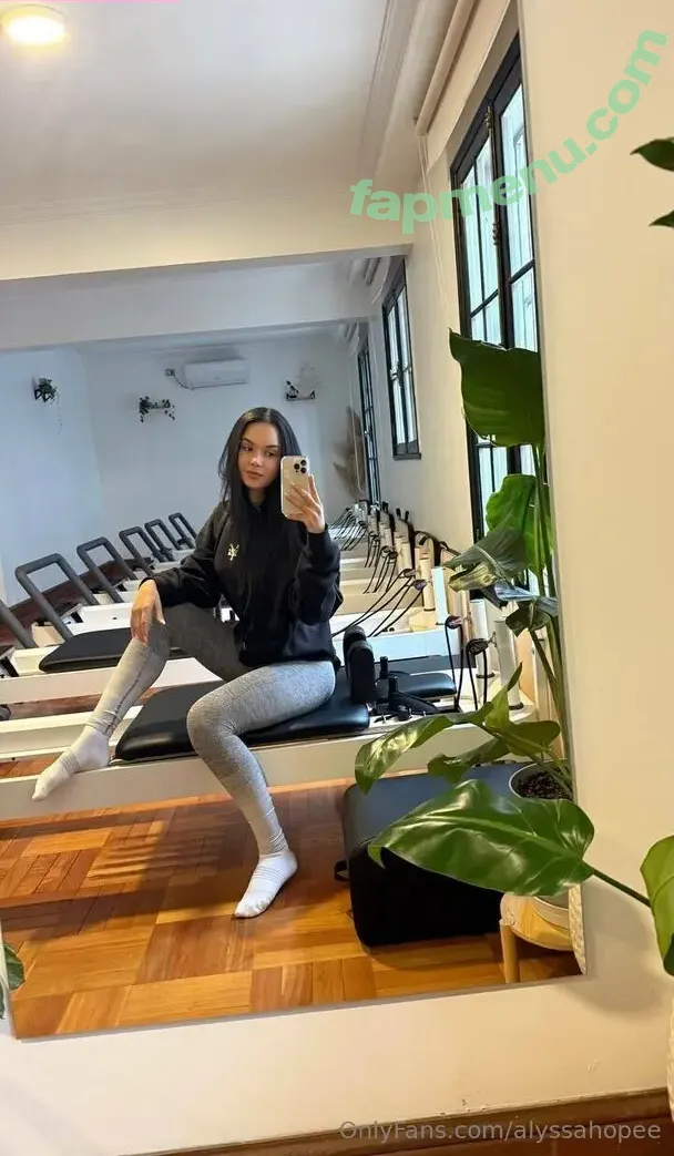 alyssahopee nude photo #0017 (alyssa.hopee)