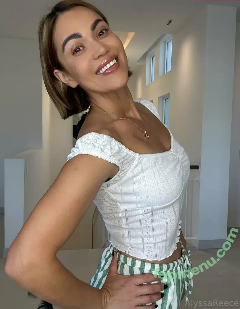 alyssareece nude photo #0044 (alyssareece)