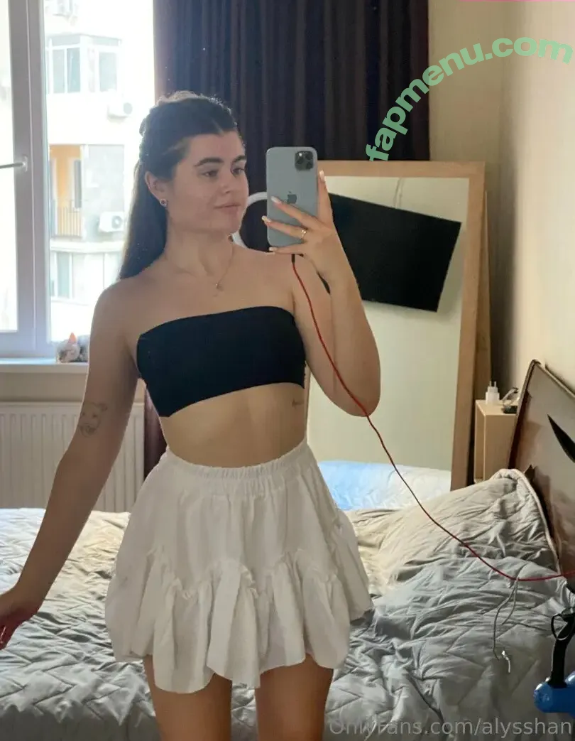 alysshan nude photo #0013 (alyshalynnn)