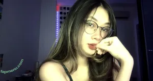 Alyssia.keii / padsfoots nude photo #0036