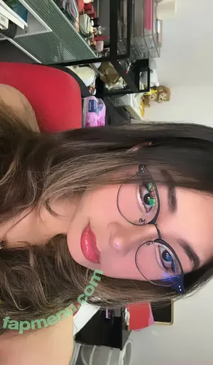 Alyssia.keii / padsfoots nude photo #0142