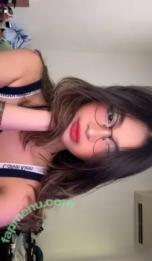Alyssia.keii / padsfoots nude photo #0157