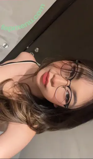 Alyssia.keii / padsfoots nude photo #0291
