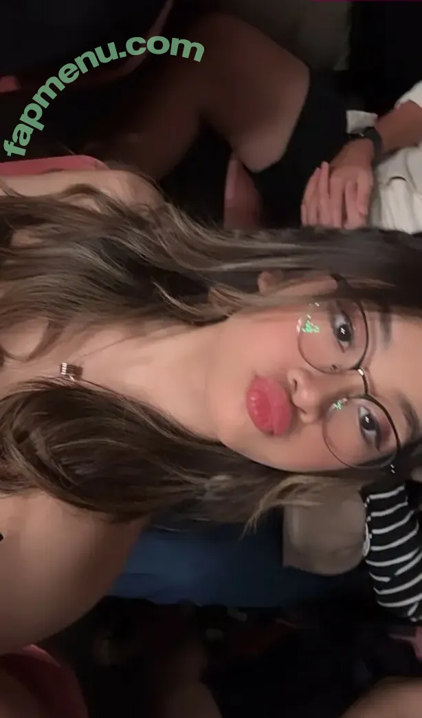 Alyssia.keii nude photo #0080 (padsfoots)