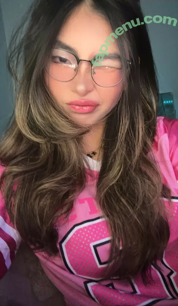 Alyssia.keii nude photo #0118 (padsfoots)