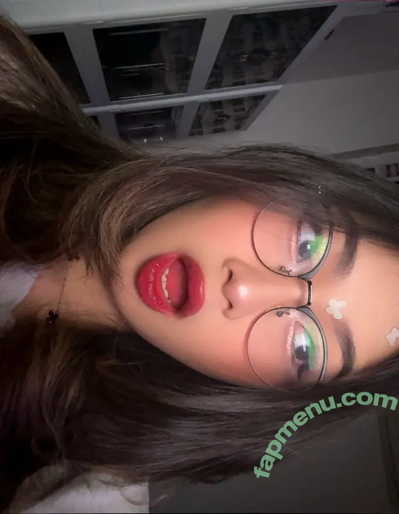 Alyssia.keii nude photo #0317 (padsfoots)