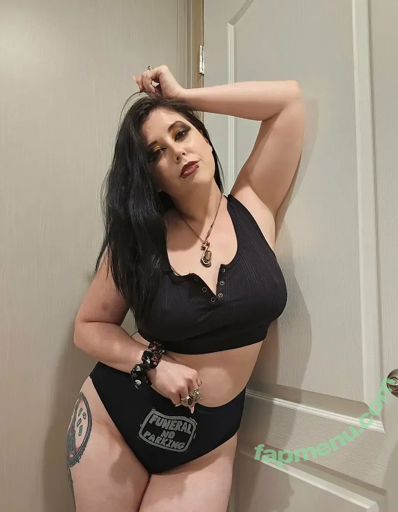alysswinkler nude photo #0058 (alysswinkler)