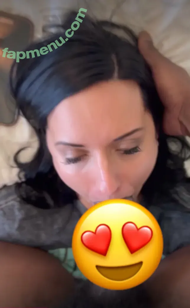 alyx_urie2 nude photo #0025 (alyx_urie)