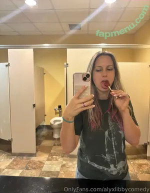 alyxlibbycomedy / alyxandra nude photo #0020