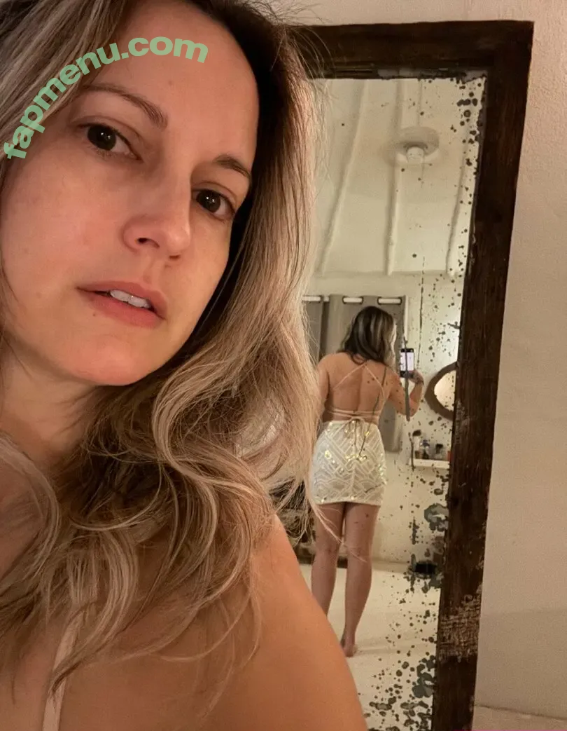 alyxlibbycomedy nude photo #0013 (alyxandra)