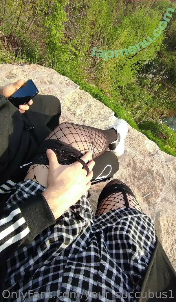 Amaaterasuu nude photo #0017 (chartreuxx)