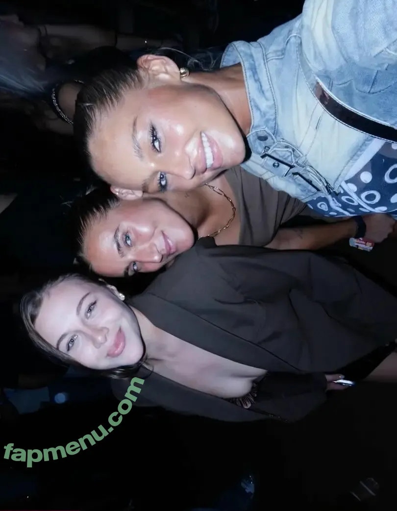 Amanda Anisimova nude photo #0048 (AnisimovaAmanda / amandaanisimova)