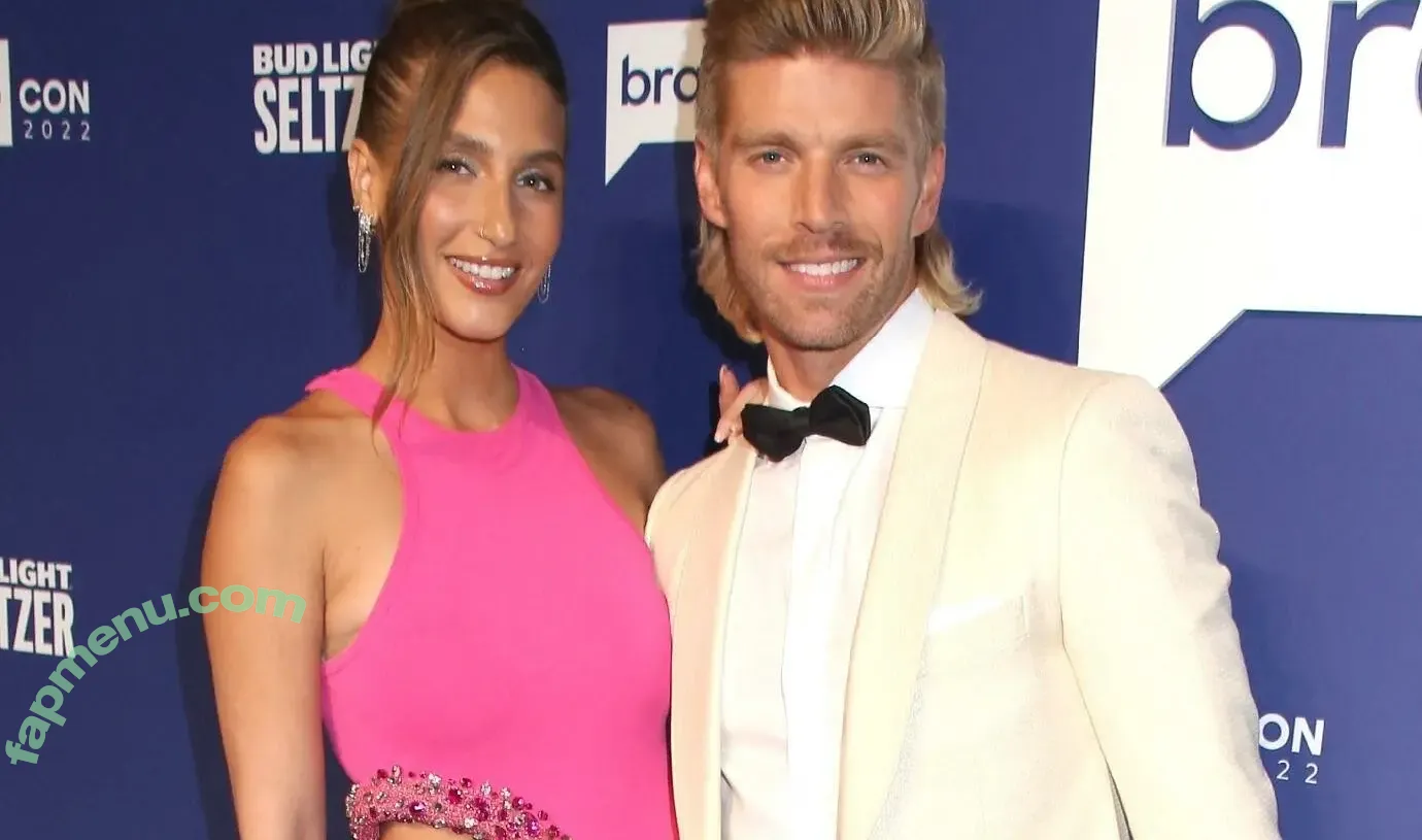 Amanda Batula nude photo #0011 (Amanda Batula)