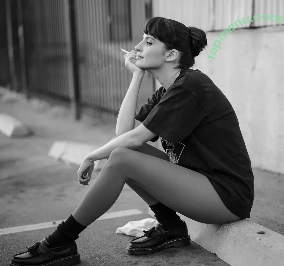 Amanda De Godoi nude photo #0040 (amandadegodoi)