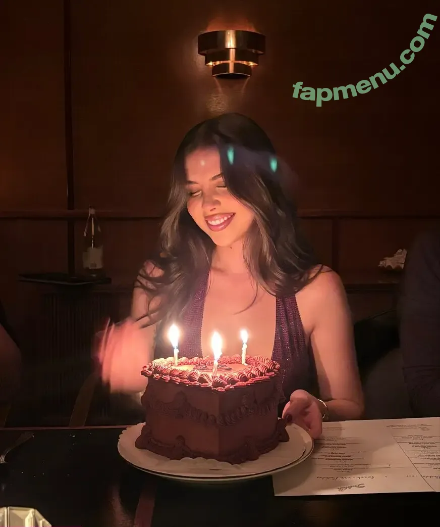 Amanda Diaz nude photo #0110 (amandadiaz)