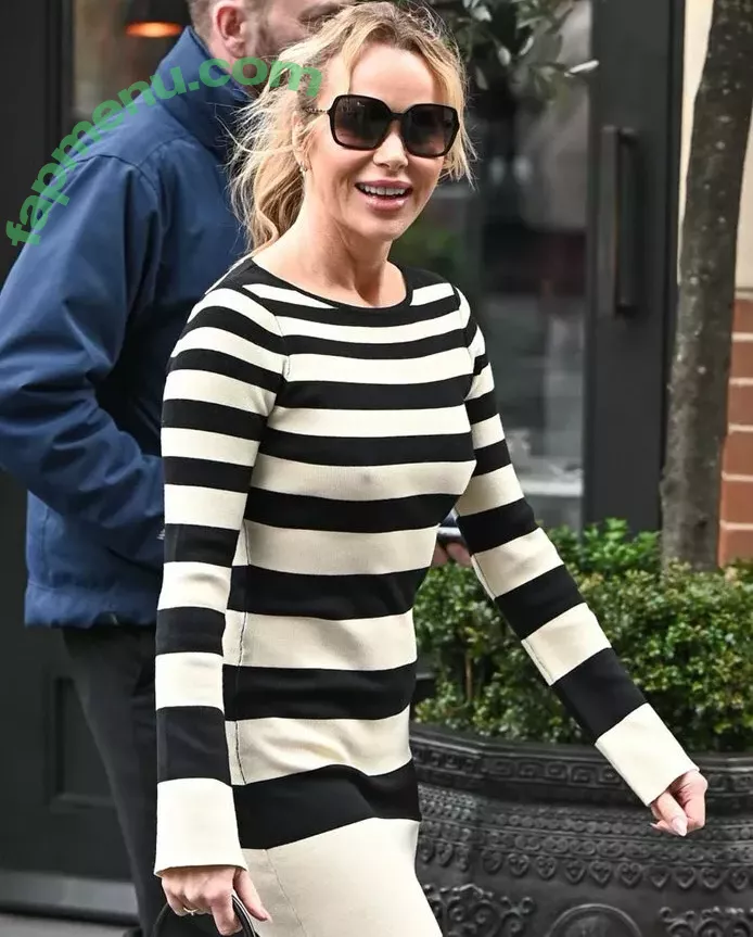 Amanda Holden nude photo #1132 (noholdenback)