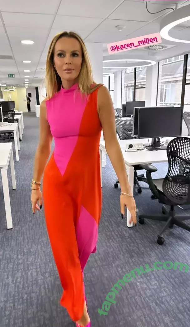 Amanda Holden nude photo #1290 (noholdenback)