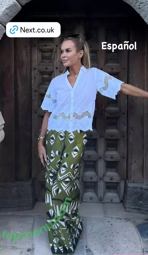 Amanda Holden nude photo #1782 (noholdenback)