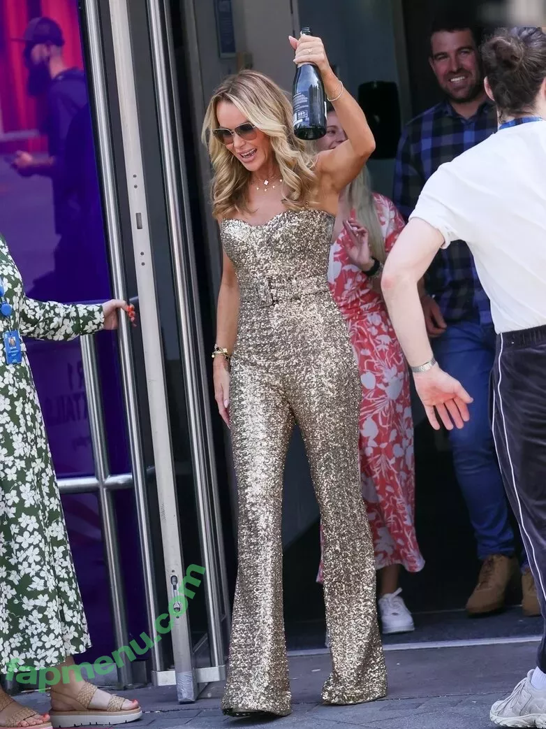 Amanda Holden nude photo #1970 (noholdenback)