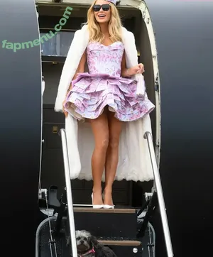 Amanda Holden / amanda_holden / noholdenback nude photo #2957