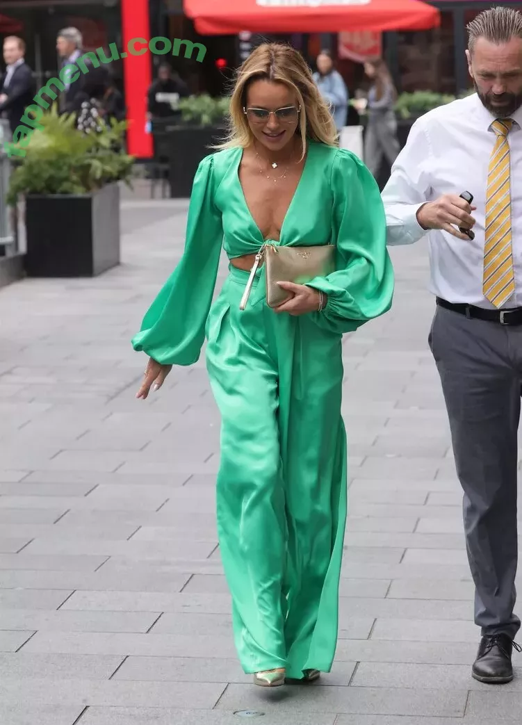 Amanda Holden nude photo #2004 (noholdenback)