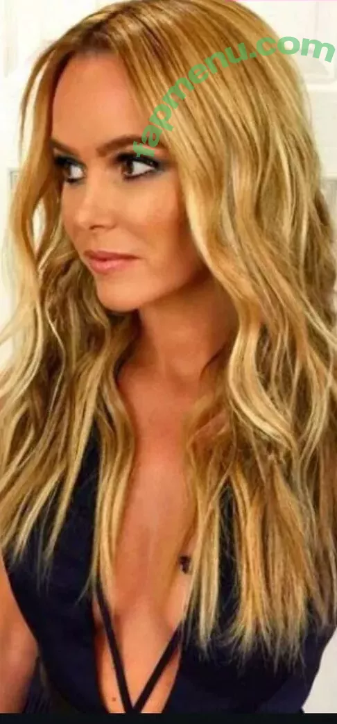 Amanda Holden nude photo #2114 (noholdenback)